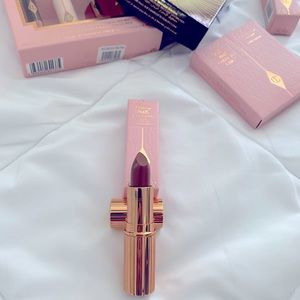 Charlotte Tilbury Pillow Talk Lipstick